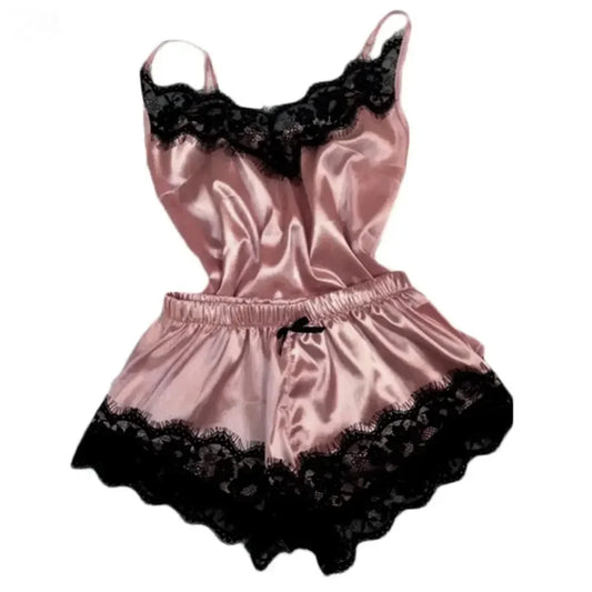 Conjunto de pijama con encaje